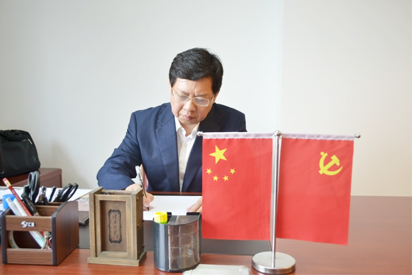 [预告]11月16日下午3时专访省广播电视局副局长钟庆才