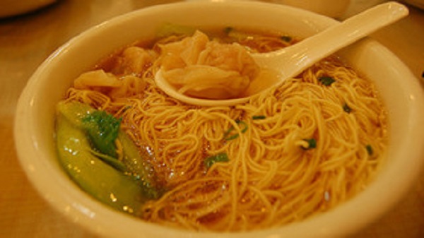外海面是广东江门经典的汉族面食小吃,属于粤菜系.