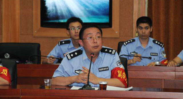 “全国公安系统二级英雄模范”朱恒文：为了破案，他曾每天工作16小时以上