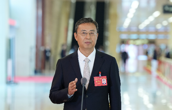 省人大代表、广东连越律师事务所主任刘涛：不断汲取基层智慧 让每项法规满载民意