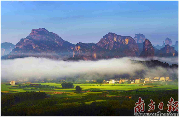 丹霞山世界地质公园.jpg