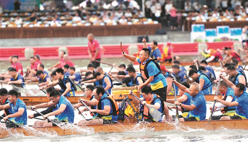 2025年粤港澳大湾区（东莞）龙舟邀请赛在沙田开赛
